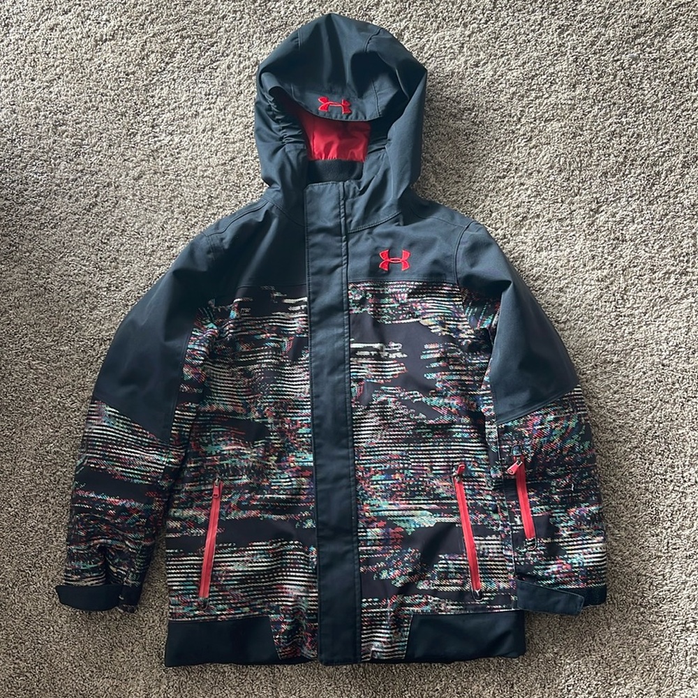 Under Armour Boys/Youth Size Medium Winter Coat
